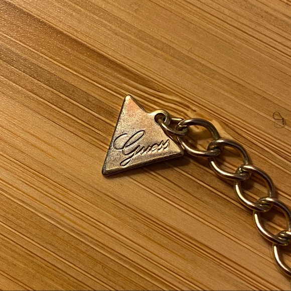 Guess Cuban Link Golden Chain Necklace - Picture 5 of 6